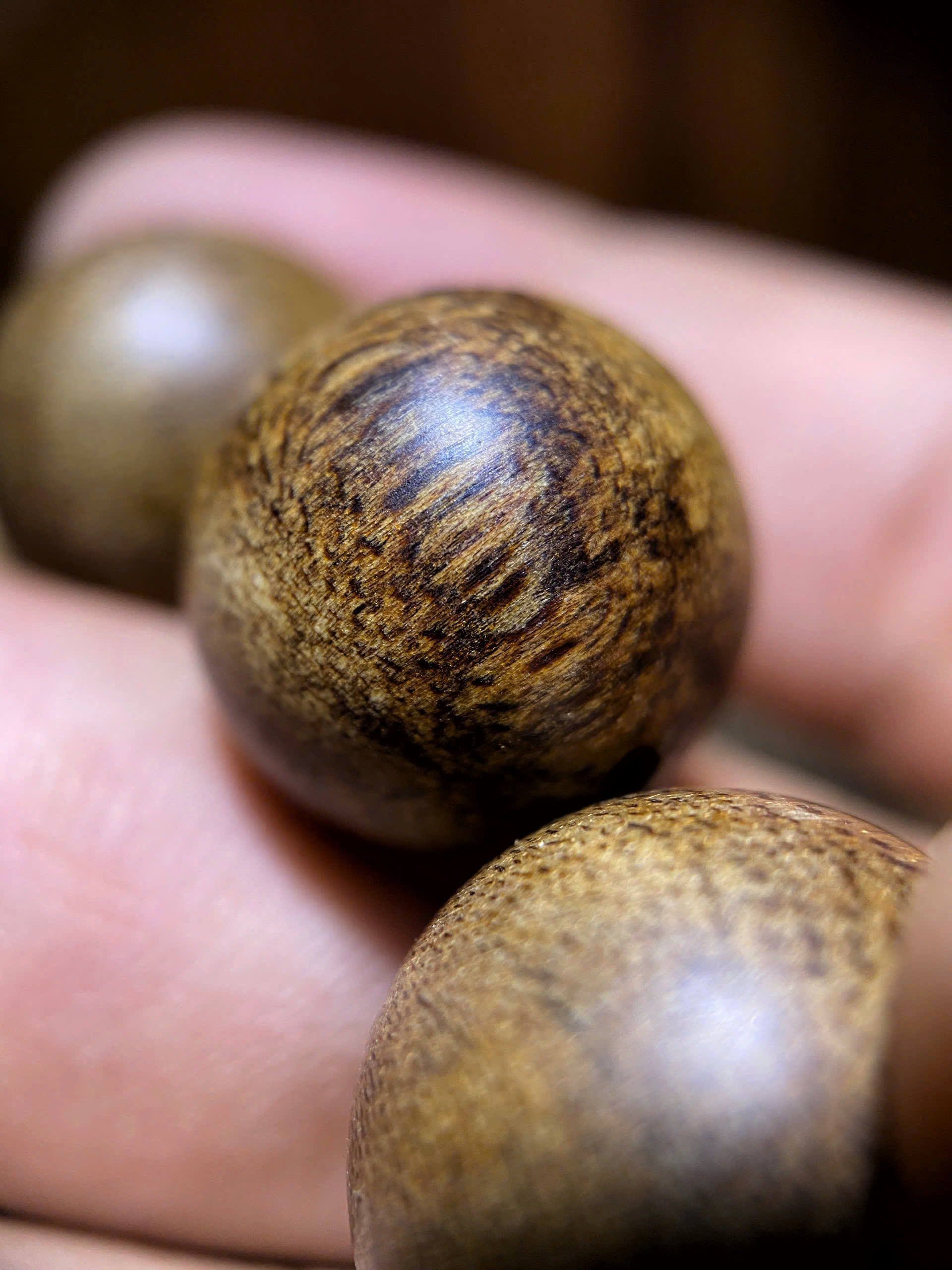 Vật Phẩm Trầm Hương Tròn 16mm – Lanao, Philippines