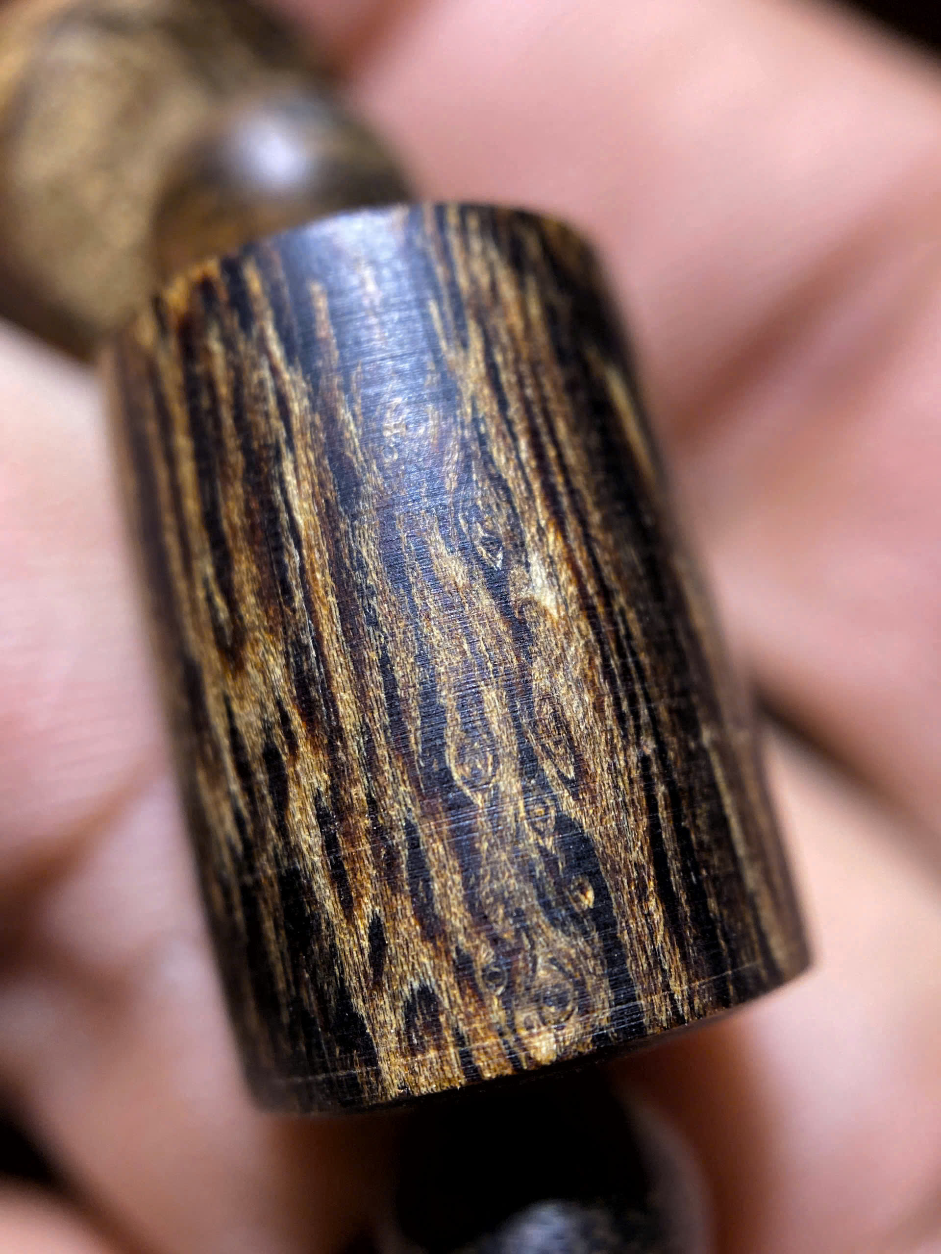 Vật Phẩm Trầm Hương Đốt Trúc Chìm 13mm – Philippines
